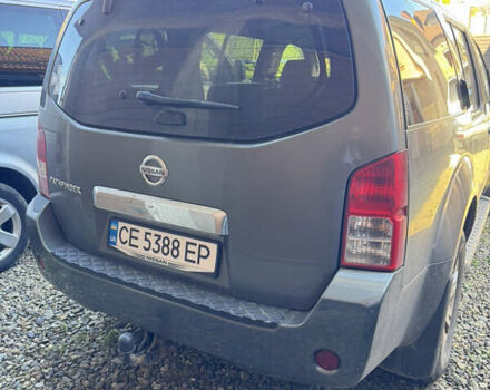 Сірий Ніссан Патфайндер, об'ємом двигуна 2.5 л та пробігом 341 тис. км за 9000 $, фото 1 на Automoto.ua