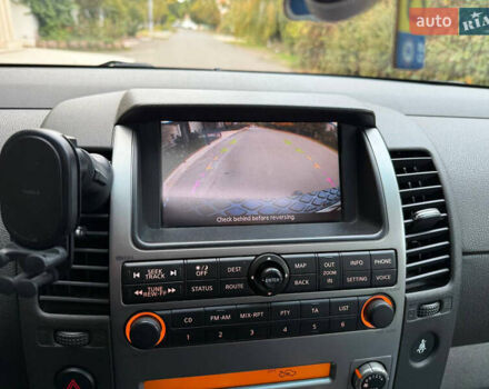 Серый Ниссан Патфайндер, объемом двигателя 4 л и пробегом 155 тыс. км за 12700 $, фото 38 на Automoto.ua