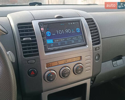 Сірий Ніссан Патфайндер, об'ємом двигуна 2.5 л та пробігом 83 тис. км за 13100 $, фото 11 на Automoto.ua
