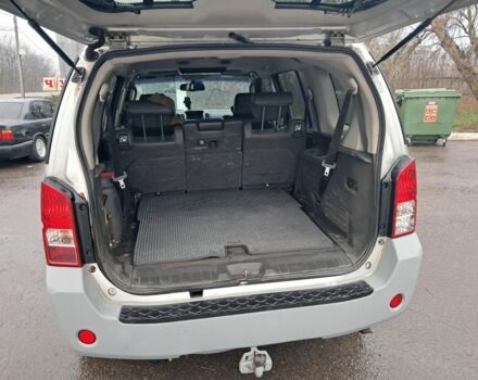 Серый Ниссан Патфайндер, объемом двигателя 4 л и пробегом 278 тыс. км за 5500 $, фото 9 на Automoto.ua