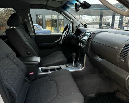 Серый Ниссан Патфайндер, объемом двигателя 2.5 л и пробегом 200 тыс. км за 5700 $, фото 16 на Automoto.ua