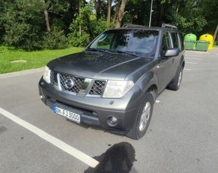 Серый Ниссан Патфайндер, объемом двигателя 2.5 л и пробегом 255 тыс. км за 3493 $, фото 5 на Automoto.ua