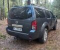 Серый Ниссан Патфайндер, объемом двигателя 2.5 л и пробегом 230 тыс. км за 6588 $, фото 2 на Automoto.ua