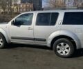 Ниссан Патфайндер 2007 в Сумах на Automoto.ua Серый Ниссан Патфайндер, объемом двигателя 2.5 л и пробегом 301 тыс. км за 3500 $, фото 3 на Automoto.ua