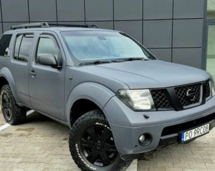 Сірий Ніссан Патфайндер, об'ємом двигуна 2.5 л та пробігом 225 тис. км за 4200 $, фото 1 на Automoto.ua