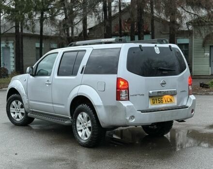 Ниссан Патфайндер 2007 в Харькове на Automoto.ua Серый Ниссан Патфайндер, объемом двигателя 2.5 л и пробегом 141 тыс. км за 5000 $, фото 2 на Automoto.ua
