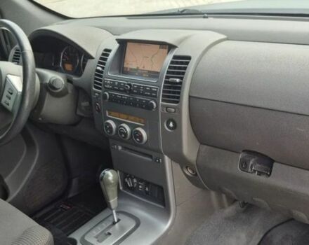 Сірий Ніссан Патфайндер, об'ємом двигуна 2.5 л та пробігом 225 тис. км за 4200 $, фото 5 на Automoto.ua