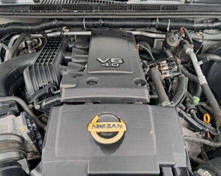 Серый Ниссан Патфайндер, объемом двигателя 4 л и пробегом 278 тыс. км за 5500 $, фото 10 на Automoto.ua