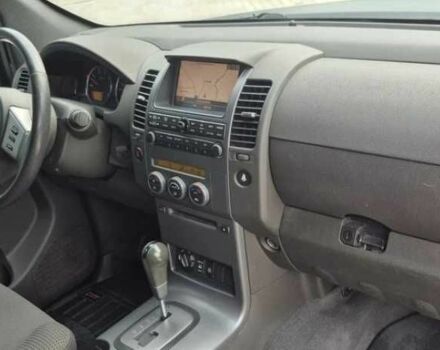 Сірий Ніссан Патфайндер, об'ємом двигуна 2.5 л та пробігом 225 тис. км за 3500 $, фото 6 на Automoto.ua