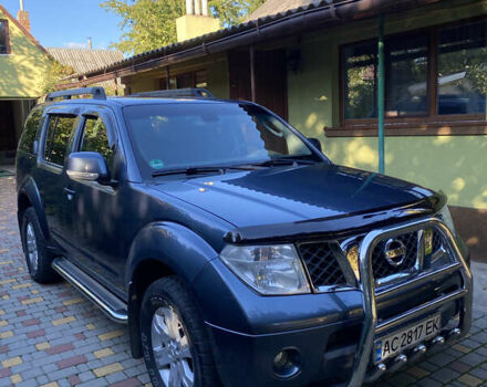 Ниссан Патфайндер 2007 в Луцке на Automoto.ua Серый Ниссан Патфайндер, объемом двигателя 2.49 л и пробегом 250 тыс. км за 12900 $, фото 1 на Automoto.ua