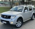 Серый Ниссан Патфайндер, объемом двигателя 2.5 л и пробегом 200 тыс. км за 5700 $, фото 2 на Automoto.ua