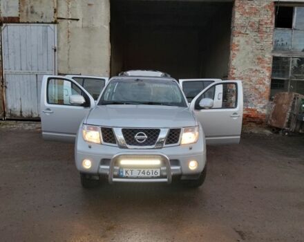 Сірий Ніссан Патфайндер, об'ємом двигуна 2.5 л та пробігом 233 тис. км за 5300 $, фото 19 на Automoto.ua