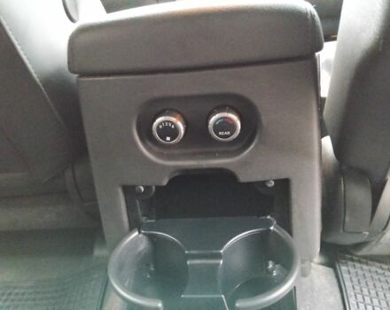 Сірий Ніссан Патфайндер, об'ємом двигуна 2.5 л та пробігом 233 тис. км за 5300 $, фото 6 на Automoto.ua