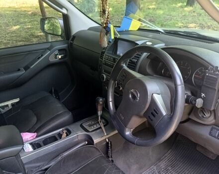 Серый Ниссан Патфайндер, объемом двигателя 0 л и пробегом 263 тыс. км за 5700 $, фото 3 на Automoto.ua