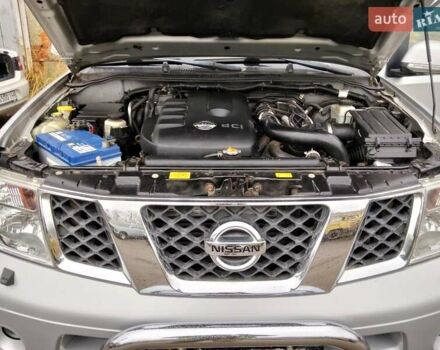 Серый Ниссан Патфайндер, объемом двигателя 2.5 л и пробегом 233 тыс. км за 5300 $, фото 18 на Automoto.ua