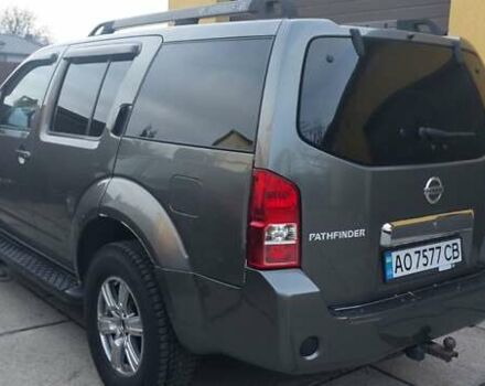 Ниссан Патфайндер 2008 в Тячеве на Automoto.ua Серый Ниссан Патфайндер, объемом двигателя 2.5 л и пробегом 280 тыс. км за 7800 $, фото 10 на Automoto.ua