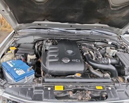 Сірий Ніссан Патфайндер, об'ємом двигуна 2.5 л та пробігом 233 тис. км за 5300 $, фото 4 на Automoto.ua