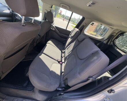 Серый Ниссан Патфайндер, объемом двигателя 2.5 л и пробегом 290 тыс. км за 5300 $, фото 8 на Automoto.ua