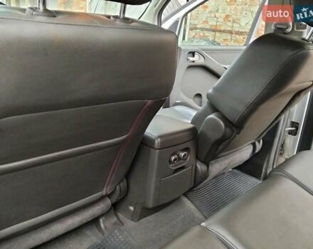 Серый Ниссан Патфайндер, объемом двигателя 2.5 л и пробегом 233 тыс. км за 5300 $, фото 12 на Automoto.ua