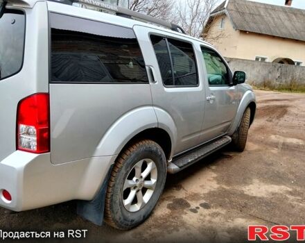 Серый Ниссан Патфайндер, объемом двигателя 2.5 л и пробегом 333 тыс. км за 5300 $, фото 11 на Automoto.ua