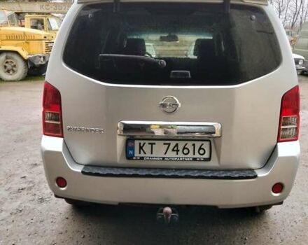 Серый Ниссан Патфайндер, объемом двигателя 2.5 л и пробегом 233 тыс. км за 5300 $, фото 22 на Automoto.ua