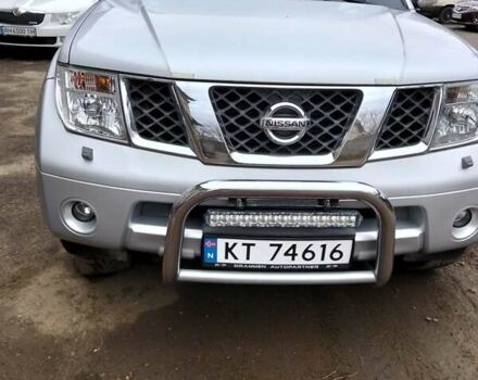 Серый Ниссан Патфайндер, объемом двигателя 2.5 л и пробегом 233 тыс. км за 5300 $, фото 9 на Automoto.ua