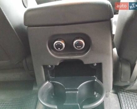 Серый Ниссан Патфайндер, объемом двигателя 2.5 л и пробегом 233 тыс. км за 5300 $, фото 14 на Automoto.ua