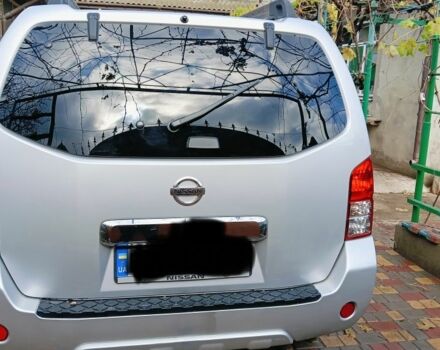 Серый Ниссан Патфайндер, объемом двигателя 2.5 л и пробегом 300 тыс. км за 14000 $, фото 3 на Automoto.ua