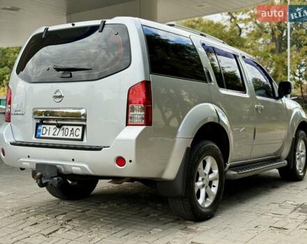Серый Ниссан Патфайндер, объемом двигателя 2.5 л и пробегом 169 тыс. км за 12999 $, фото 10 на Automoto.ua