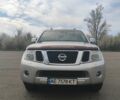 Сірий Ніссан Патфайндер, об'ємом двигуна 2.5 л та пробігом 185 тис. км за 16500 $, фото 1 на Automoto.ua