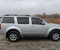 Серый Ниссан Патфайндер, объемом двигателя 2.5 л и пробегом 156 тыс. км за 12500 $, фото 4 на Automoto.ua