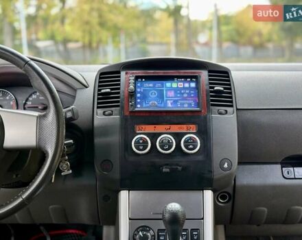 Серый Ниссан Патфайндер, объемом двигателя 2.5 л и пробегом 169 тыс. км за 12999 $, фото 24 на Automoto.ua