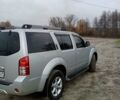 Серый Ниссан Патфайндер, объемом двигателя 2.49 л и пробегом 156 тыс. км за 12500 $, фото 2 на Automoto.ua