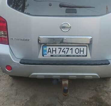 Серый Ниссан Патфайндер, объемом двигателя 2.5 л и пробегом 137 тыс. км за 17500 $, фото 3 на Automoto.ua