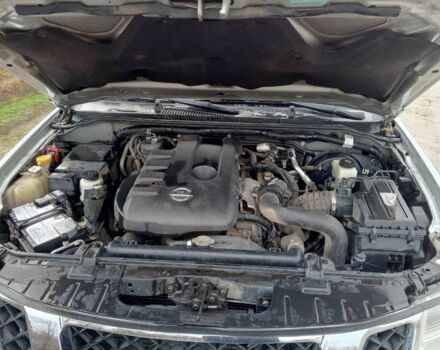 Серый Ниссан Патфайндер, объемом двигателя 2.5 л и пробегом 156 тыс. км за 12500 $, фото 6 на Automoto.ua