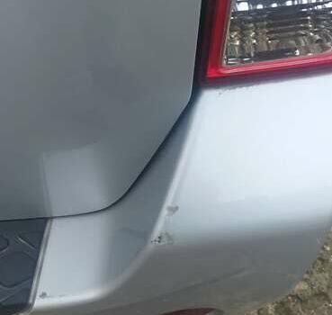 Серый Ниссан Патфайндер, объемом двигателя 2.5 л и пробегом 137 тыс. км за 17500 $, фото 6 на Automoto.ua