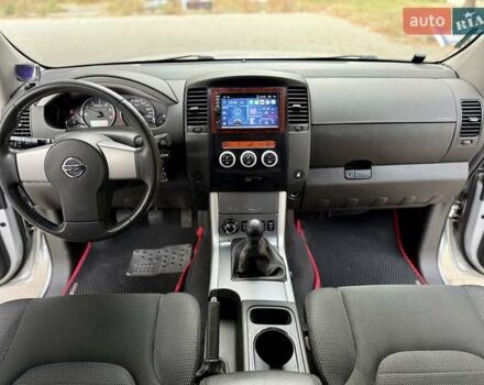 Серый Ниссан Патфайндер, объемом двигателя 2.5 л и пробегом 169 тыс. км за 12999 $, фото 20 на Automoto.ua