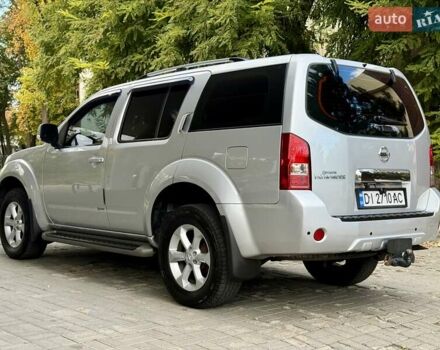 Серый Ниссан Патфайндер, объемом двигателя 2.5 л и пробегом 169 тыс. км за 12999 $, фото 12 на Automoto.ua