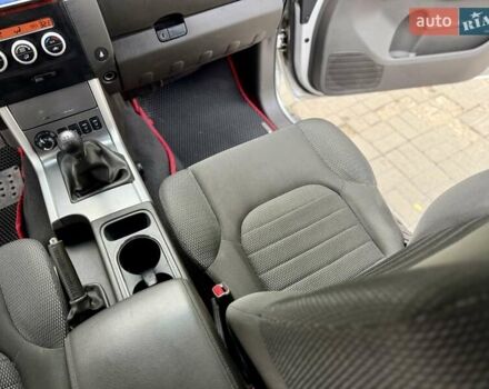 Серый Ниссан Патфайндер, объемом двигателя 2.5 л и пробегом 169 тыс. км за 12999 $, фото 22 на Automoto.ua