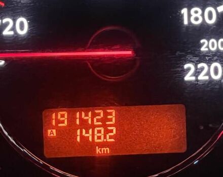 Сірий Ніссан Патфайндер, об'ємом двигуна 2.5 л та пробігом 192 тис. км за 19000 $, фото 18 на Automoto.ua