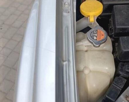 Серый Ниссан Патфайндер, объемом двигателя 2.5 л и пробегом 151 тыс. км за 19000 $, фото 14 на Automoto.ua