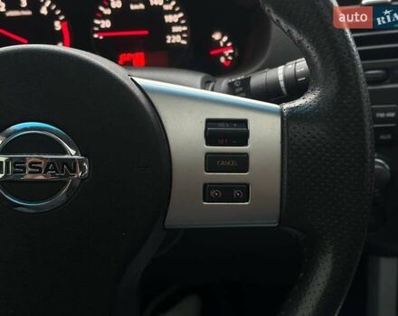 Серый Ниссан Патфайндер, объемом двигателя 2.5 л и пробегом 150 тыс. км за 18000 $, фото 20 на Automoto.ua