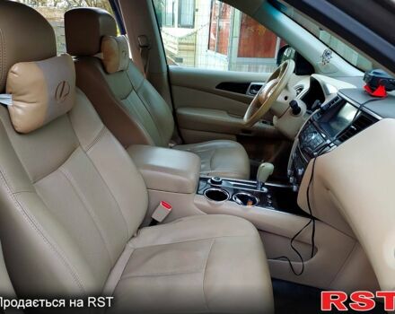 Серый Ниссан Патфайндер, объемом двигателя 3.5 л и пробегом 358 тыс. км за 9100 $, фото 7 на Automoto.ua