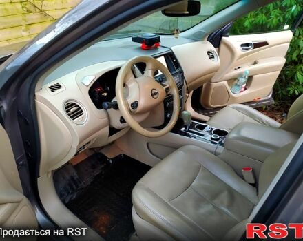 Серый Ниссан Патфайндер, объемом двигателя 3.5 л и пробегом 358 тыс. км за 9100 $, фото 10 на Automoto.ua