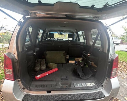 Серый Ниссан Патфайндер, объемом двигателя 2.5 л и пробегом 213 тыс. км за 16500 $, фото 10 на Automoto.ua