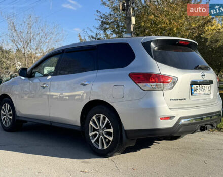 Сірий Ніссан Патфайндер, об'ємом двигуна 3.5 л та пробігом 239 тис. км за 11500 $, фото 5 на Automoto.ua