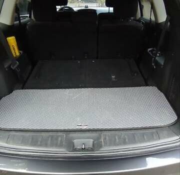 Серый Ниссан Патфайндер, объемом двигателя 3.5 л и пробегом 205 тыс. км за 11800 $, фото 11 на Automoto.ua