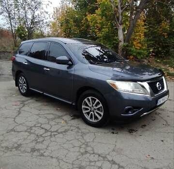 Серый Ниссан Патфайндер, объемом двигателя 3.5 л и пробегом 205 тыс. км за 11800 $, фото 10 на Automoto.ua