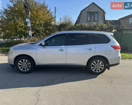 Сірий Ніссан Патфайндер, об'ємом двигуна 3.5 л та пробігом 239 тис. км за 11500 $, фото 6 на Automoto.ua