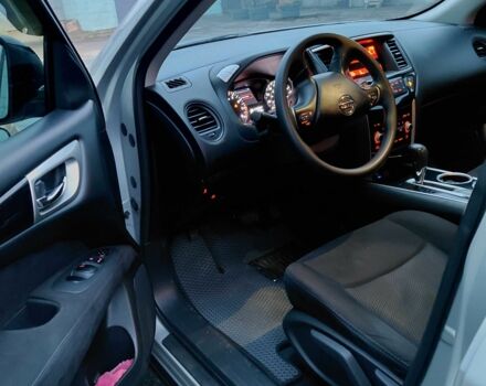 Сірий Ніссан Патфайндер, об'ємом двигуна 3.5 л та пробігом 240 тис. км за 13000 $, фото 7 на Automoto.ua